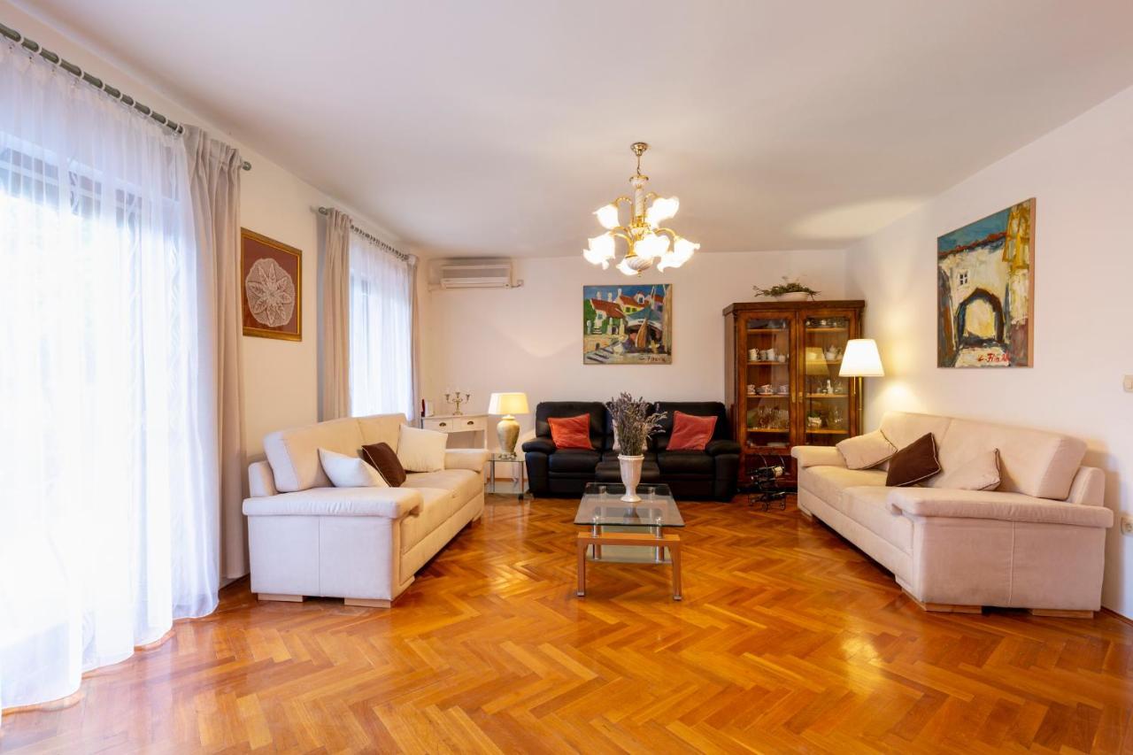 فيلا Casa Lilly لابين المظهر الخارجي الصورة